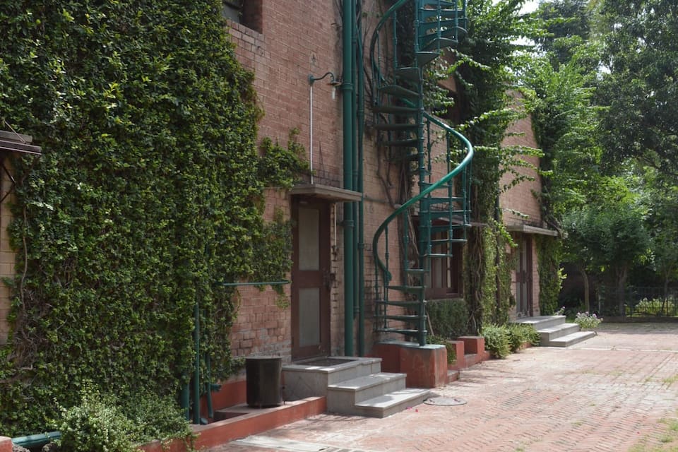 Bhandari Guest House